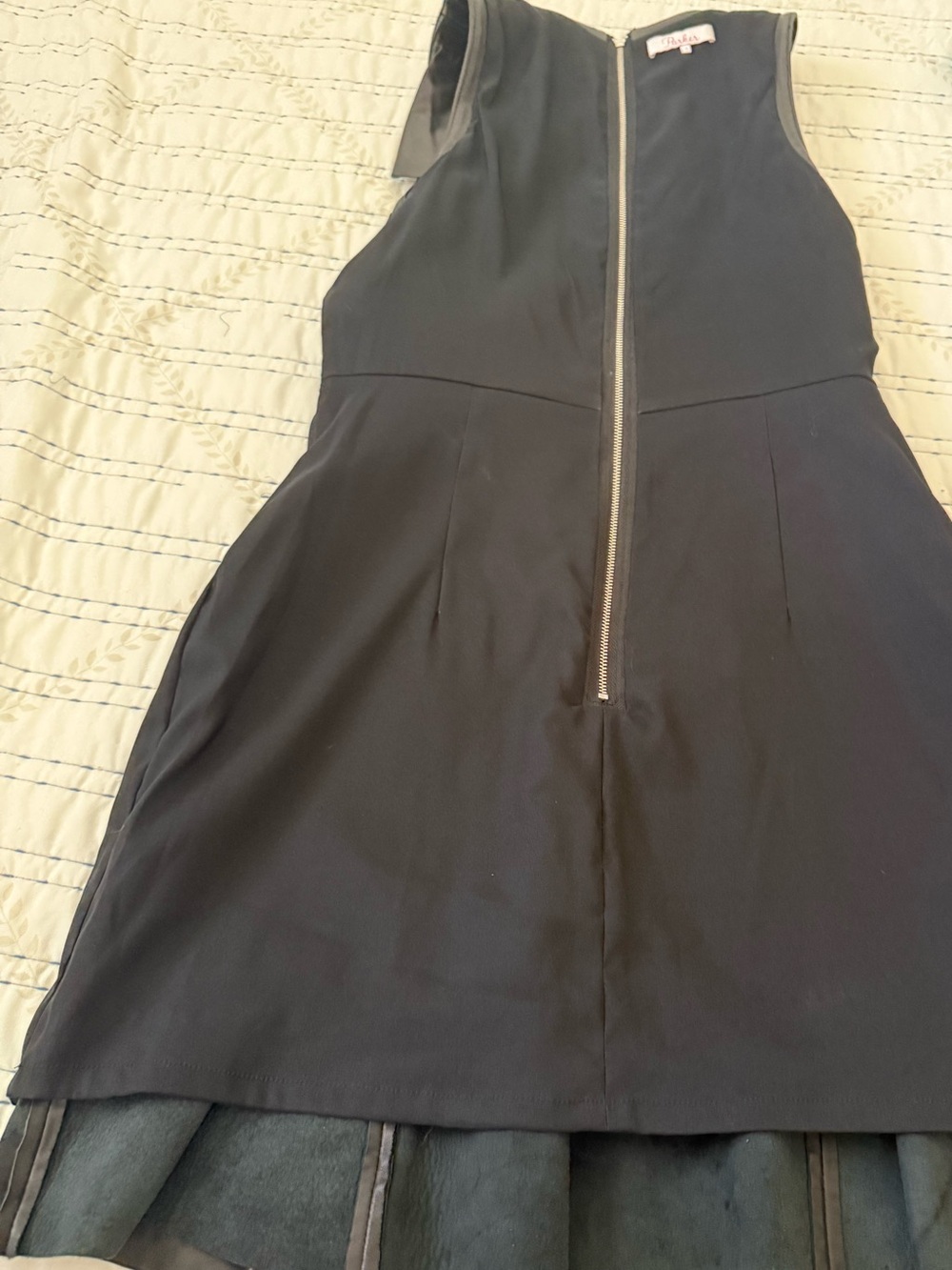 Parker Black Genuine Leather Ruffle Sheath Dress Size S Cocktail Goth Luxury - Picture 9 of 10